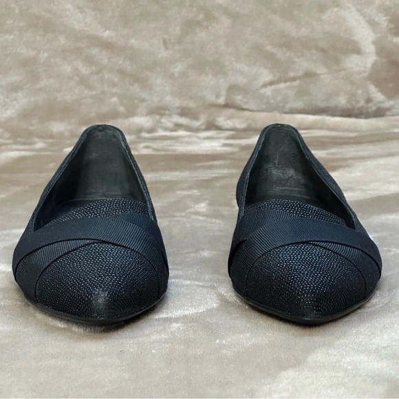 Stuart Weitzman Black Leather Flats Grosgrain Ribbon Black Studs Size 8.5 - Picture 2 of 10